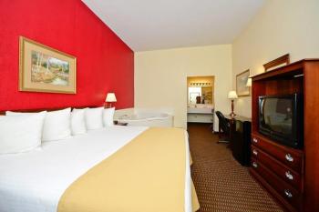 Manchester Heritage Inn & Suites Image 16