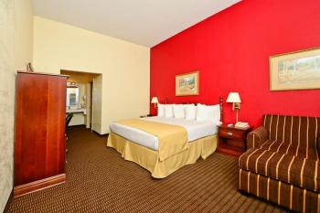 Manchester Heritage Inn & Suites